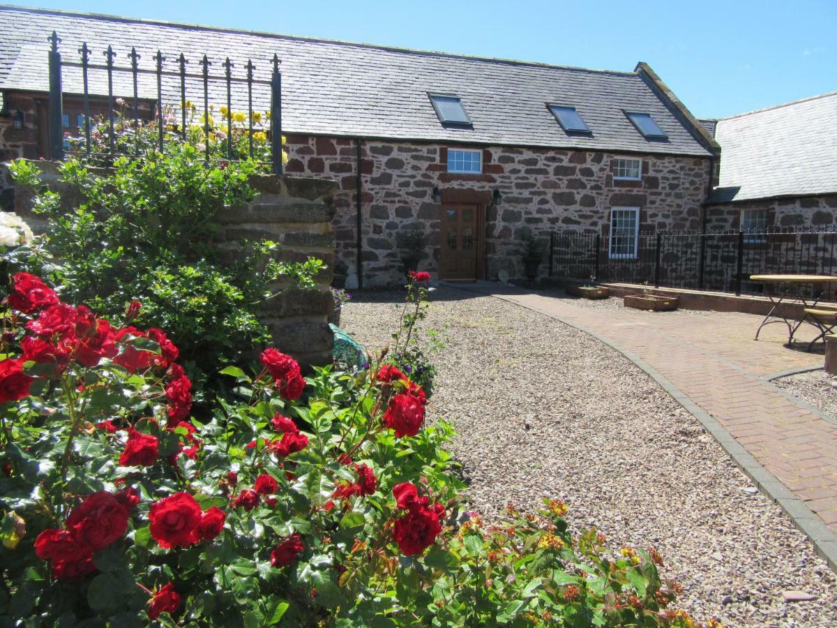 Mill Of Nethermill Holidays Pennan 외부 사진
